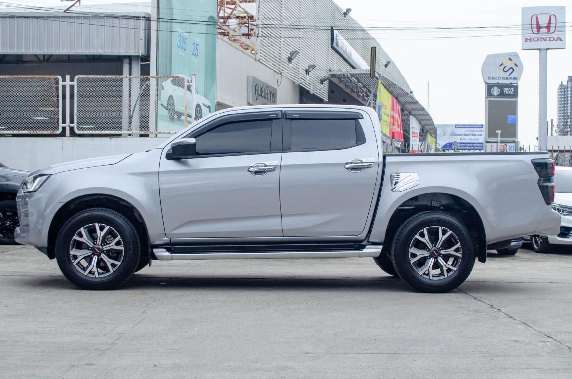 Isuzu Dmax Cab4 Hilander 1.9 M A/T 2023 *SK1964*